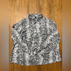 SHEIN Womens Size 1XL Snake Print Button Up Blouse Lightweight Business Casual